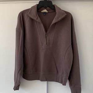 Universal Threads Cozy Purple Pull Over • Size M
